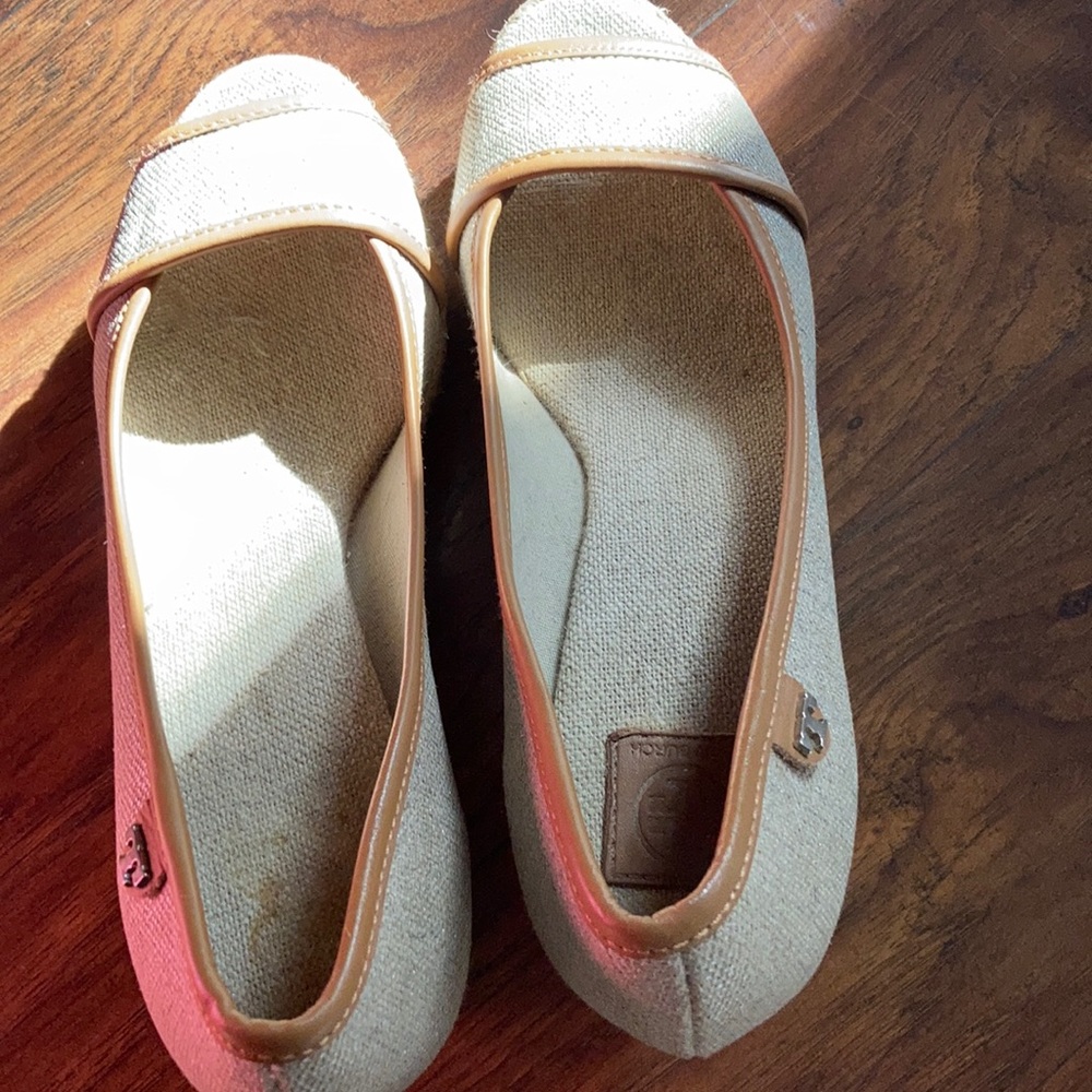 Tori Birch Almost new size 6 1/2